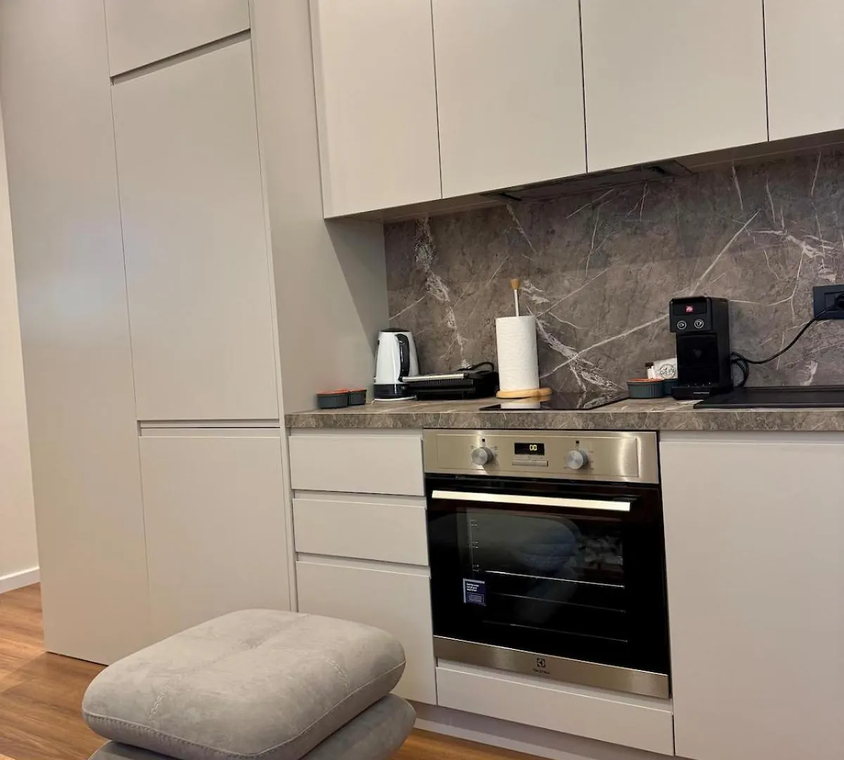 New Born Apartments Τίρανα 0*,