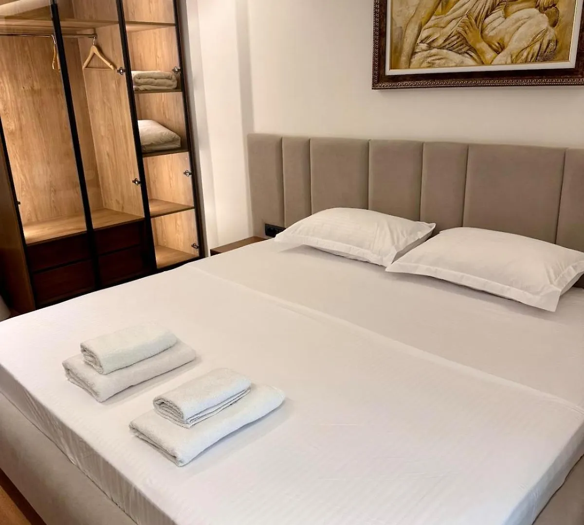 New Born Apartments Τίρανα